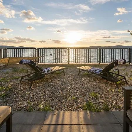 Beachfront Villa La Mer, Veritas - Maid, Babysitting, Breakfast & Boat On Request Бибинье