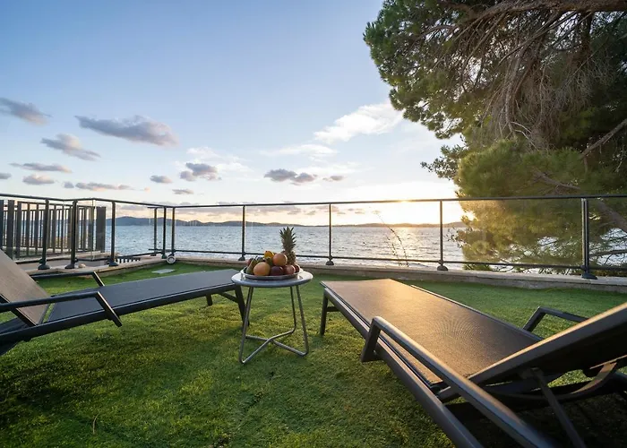וילה Beachfront Villa La Mer, Veritas - Maid, Babysitting, Breakfast & Boat On Request ביבינייה