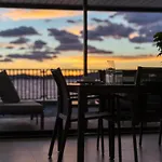 Beachfront Villa La Mer, Veritas - Maid, Babysitting, Breakfast & Boat On Request بيبينيا